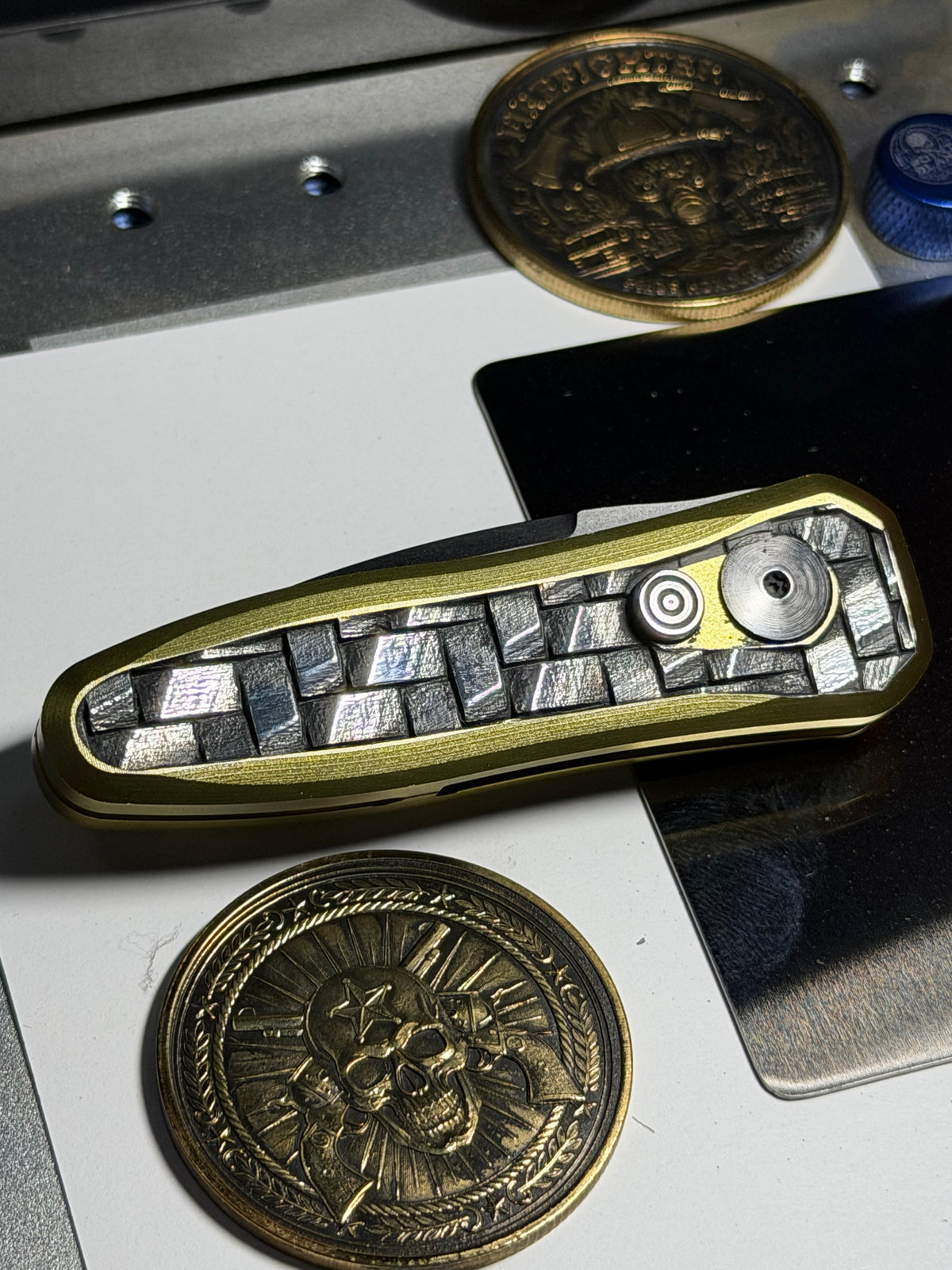 Nugget Knife. Customz made (Gold Color)
