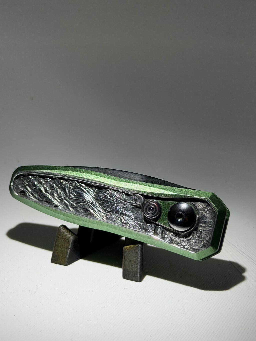 American Eagle Knife-Customz made (Green Color)