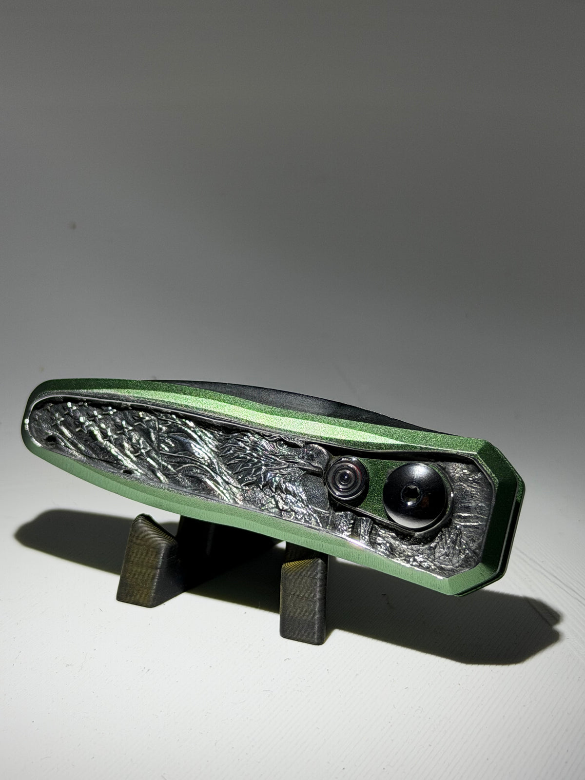 American Eagle Knife-Customz made (Green Color)