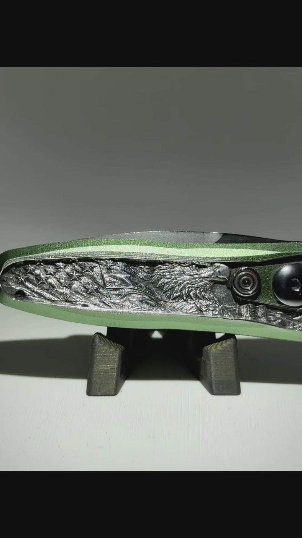 American Eagle Knife-Customz made (Green Color)