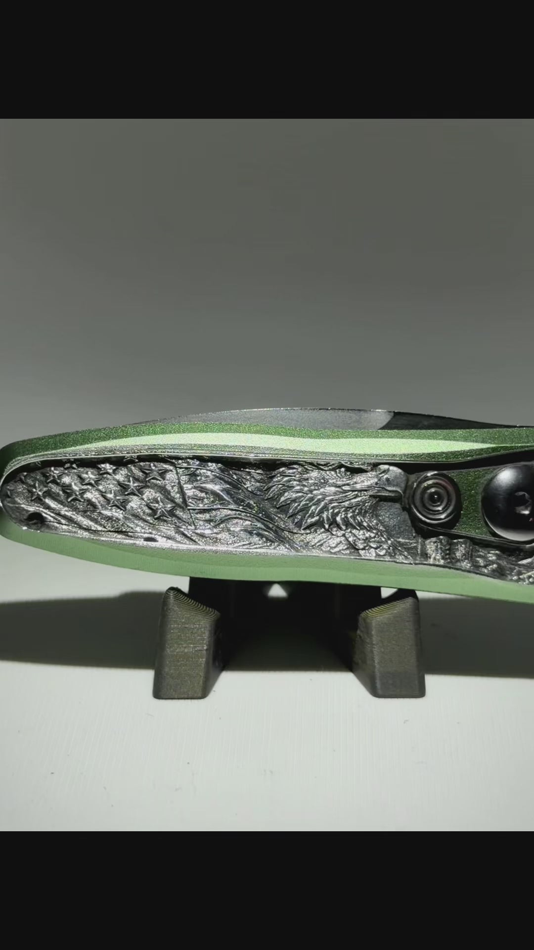 American Eagle Knife-Customz made (Green Color)